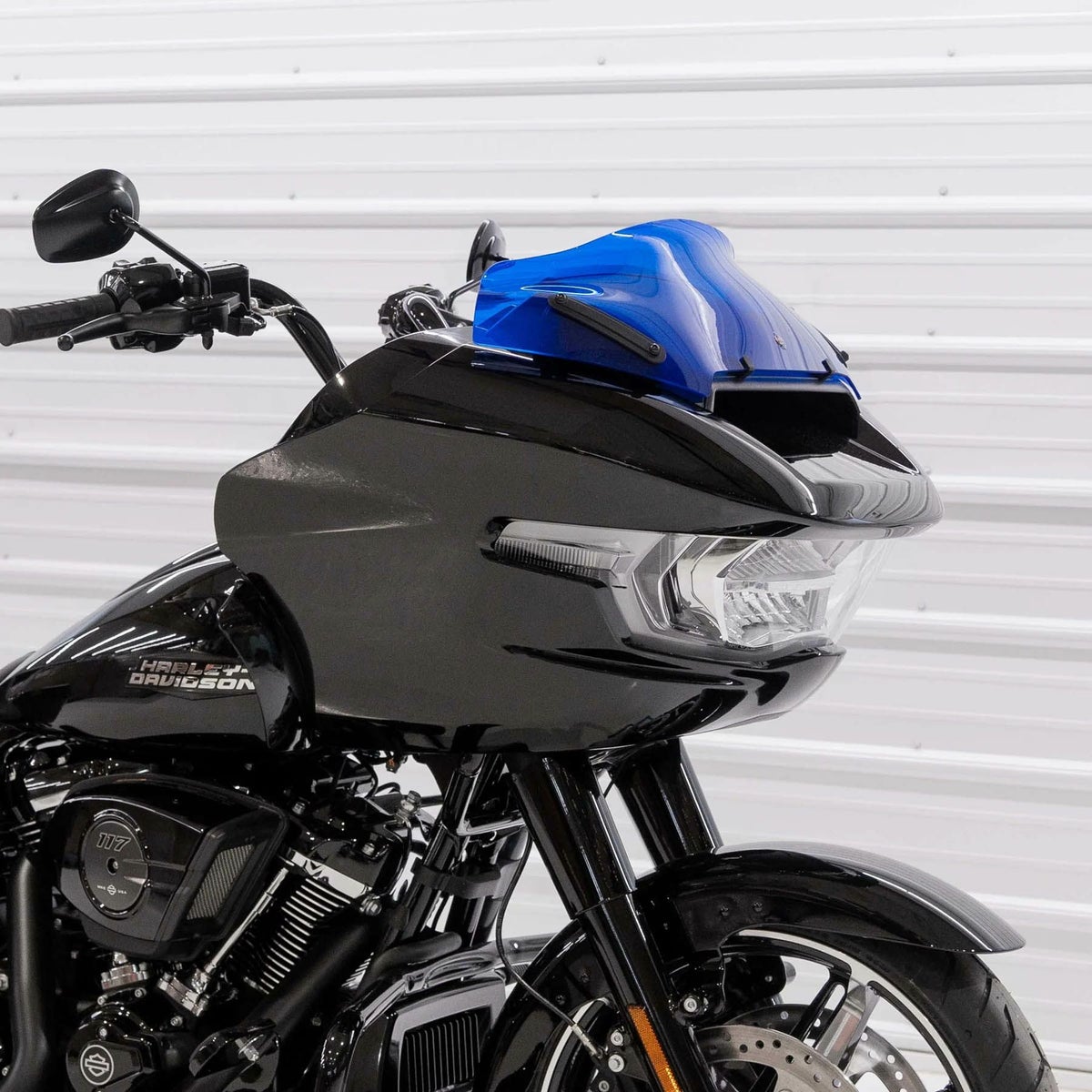 2024以降 ロードグライド 8インチ カラースポーツウィンドシールド (ブルー)3