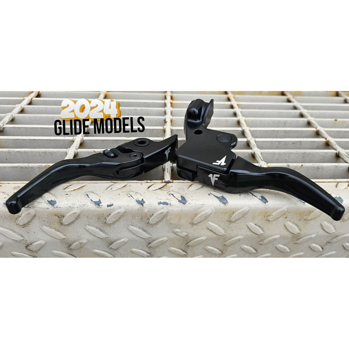 2024以降 ツーリング イージープル・レバーセット (ブラック) ワンフィンガー1