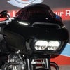 2015以降ロードグライド ターンシグナル付 LEDウィンドシールドトリム グロスブラック Custom Dynamics（カスタムダイナミクス） 3