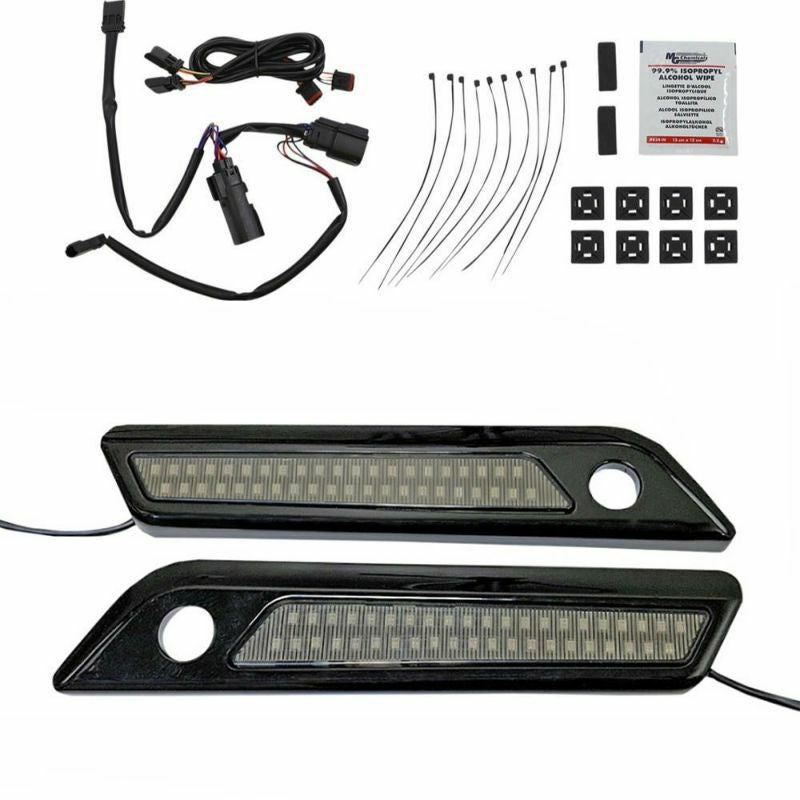 2014以降ツーリング LED サドルバッグヒンジ ブラック/スモークレンズ Custom Dynamics（カスタムダイナミクス）