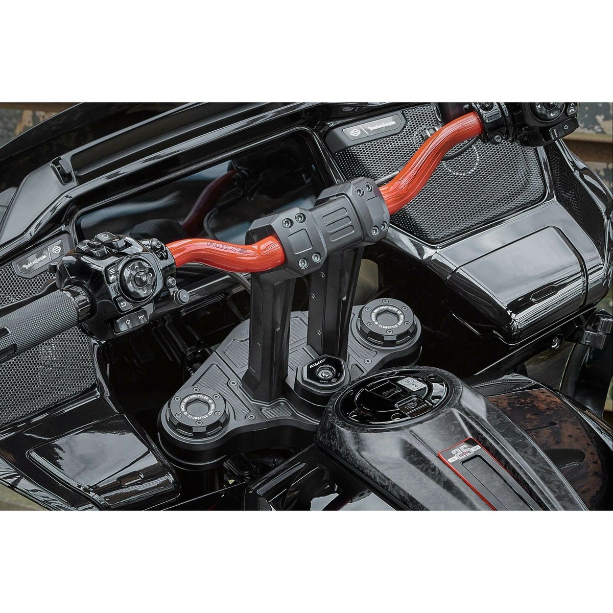 2024以降 ロードグライド クラブスタイル 11.5インチライザー/トリプルツリーカバーキット1