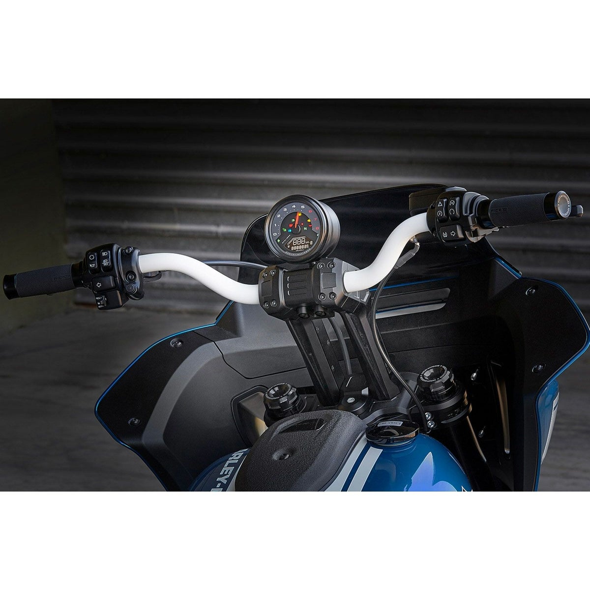 M8 ローライダーS クラブスタイル メーターマウント付 8.5インチプルバックライザー3