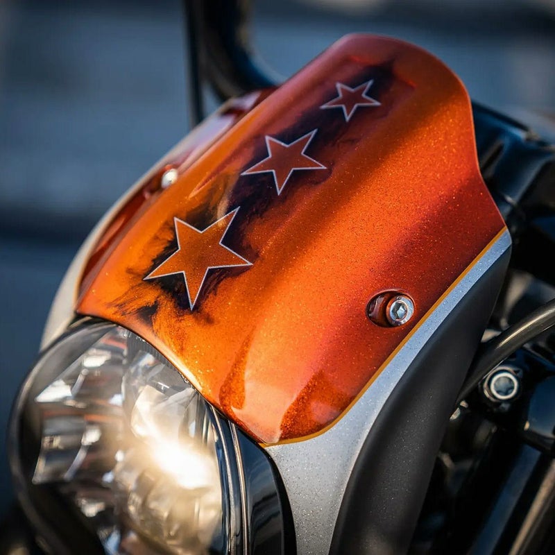 M8ソフテイル ストリートボブ、スタンダード アルミ ヘッドライトキャップ (ロウアルミ)