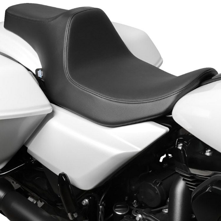 DRAG Specialties プレデターシートスムース　ハーレー　ソフテイル Drag Specialties Predator Seat for 2008-2023 Harley Touring