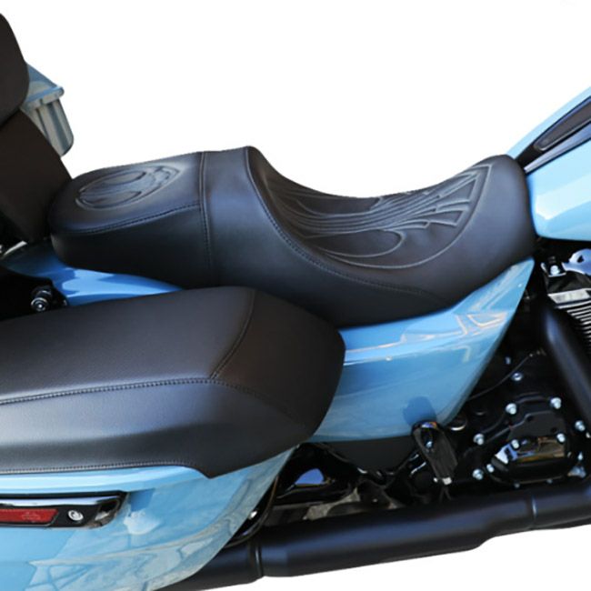 ツーリング WEDGE レーサー 2UPシート (ブラック) CMC |ハーレーパーツ