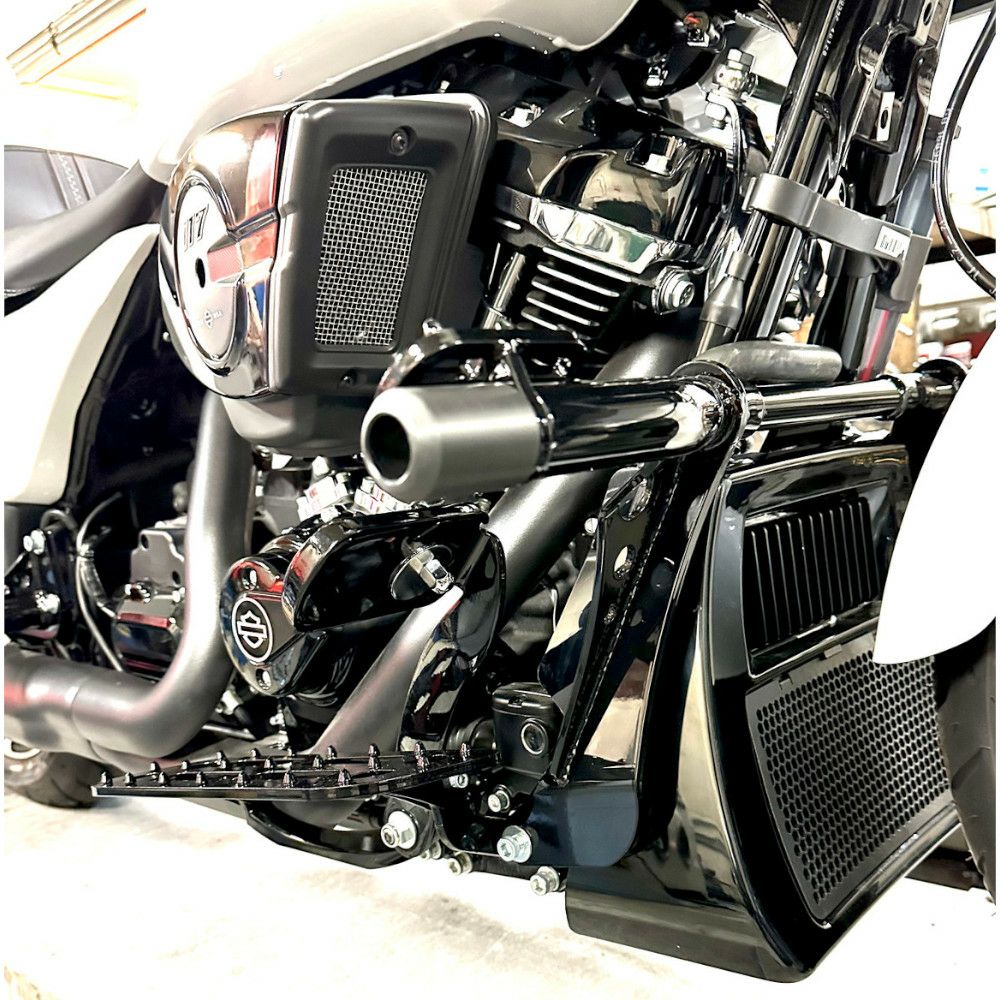 Bung King ハイウェイクラッシュバー 2024以降 ロードグライド、ストリートグライド