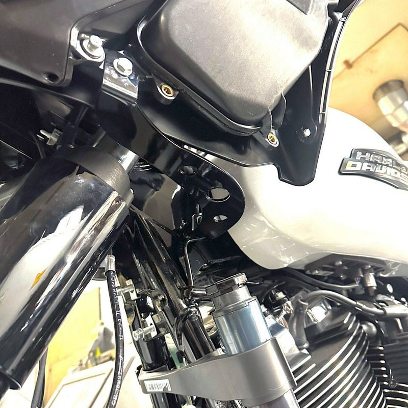 2024以降 ロードグライド フェアリングサポートブラケット