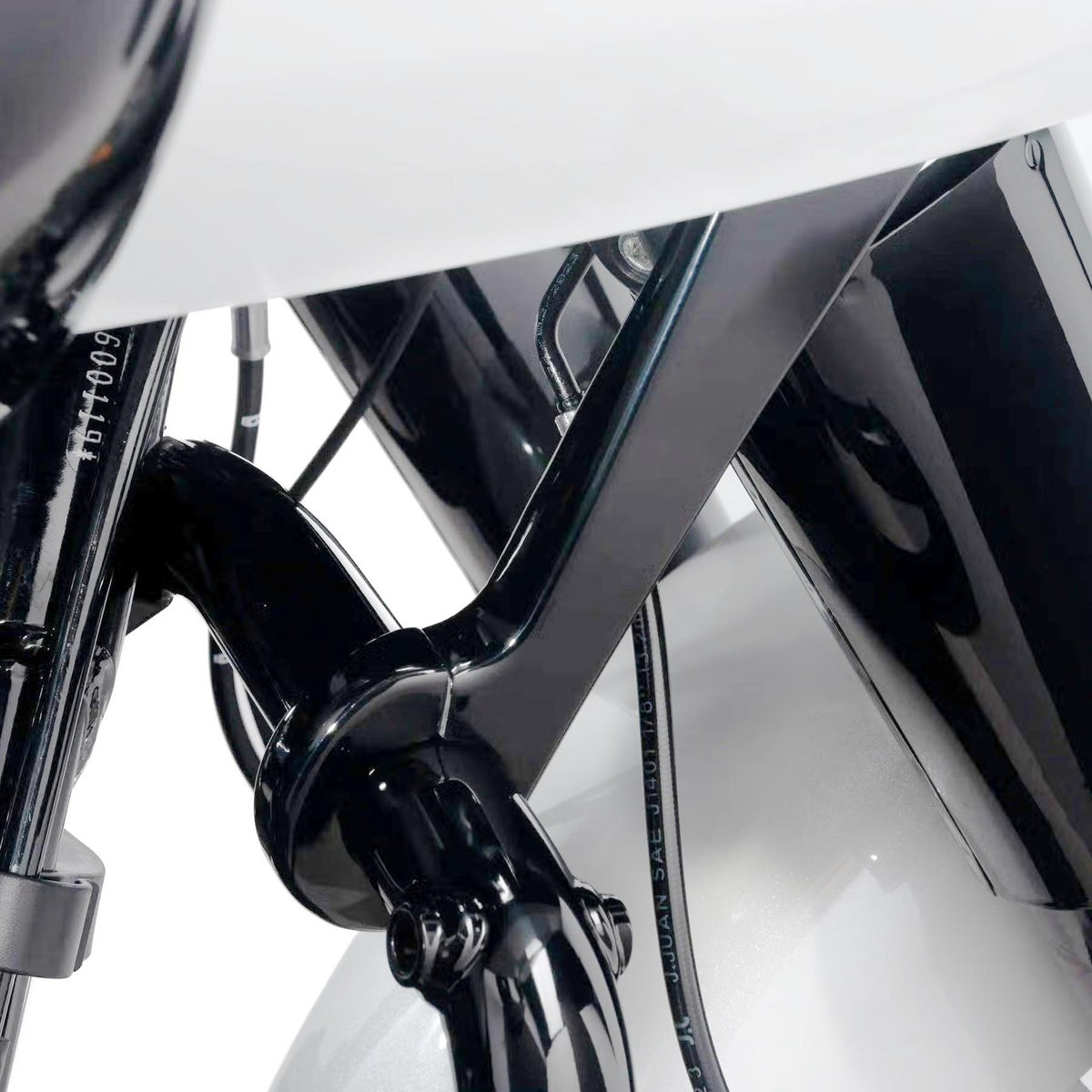 2024以降 ロードグライド フェアリングサポートキット (ブラック)