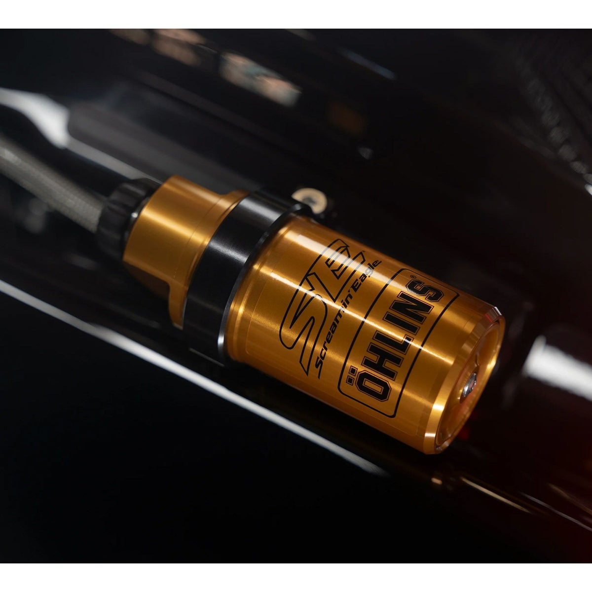 2024以降 ツーリング スクリーミンイーグル/オーリンズ リモートリザーバー付リアサスペンション (ゴールド)2