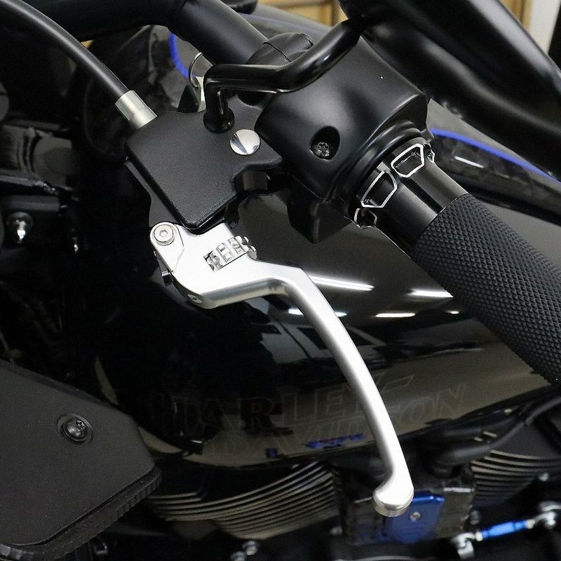 M8ソフテイル アルミ アジャスタブルレバーセット スタンダードタイプ (シルバー/シルバー)