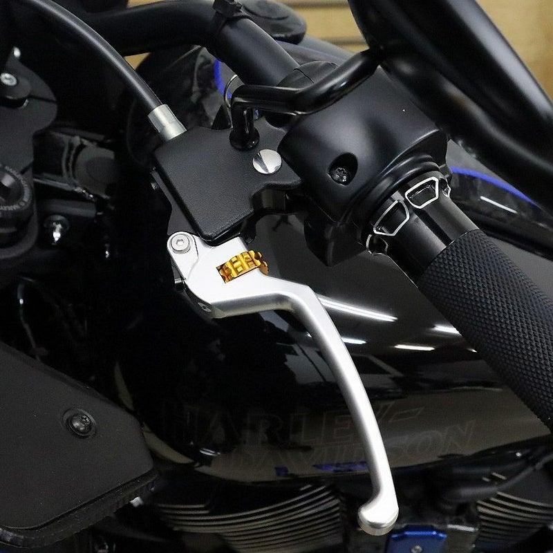 M8ソフテイル アルミ アジャスタブルレバーセット スタンダードタイプ (シルバー/ゴールド)