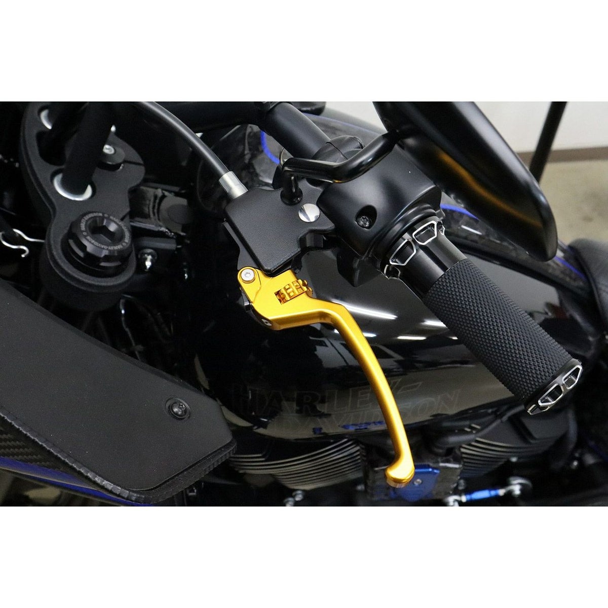 M8ソフテイル アルミ アジャスタブルレバーセット スタンダードタイプ (ゴールド/ゴールド)2