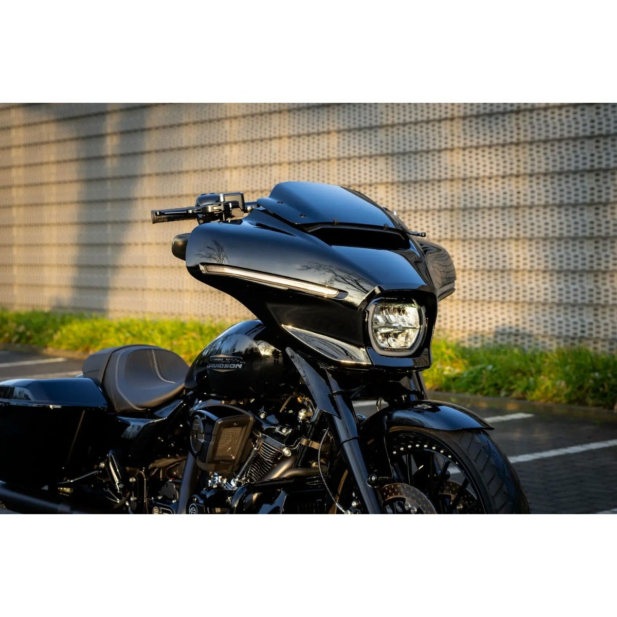 2024以降 ストリートグライド/ウルトラ フリップ2 エイプハンドルバー (ブラック)4