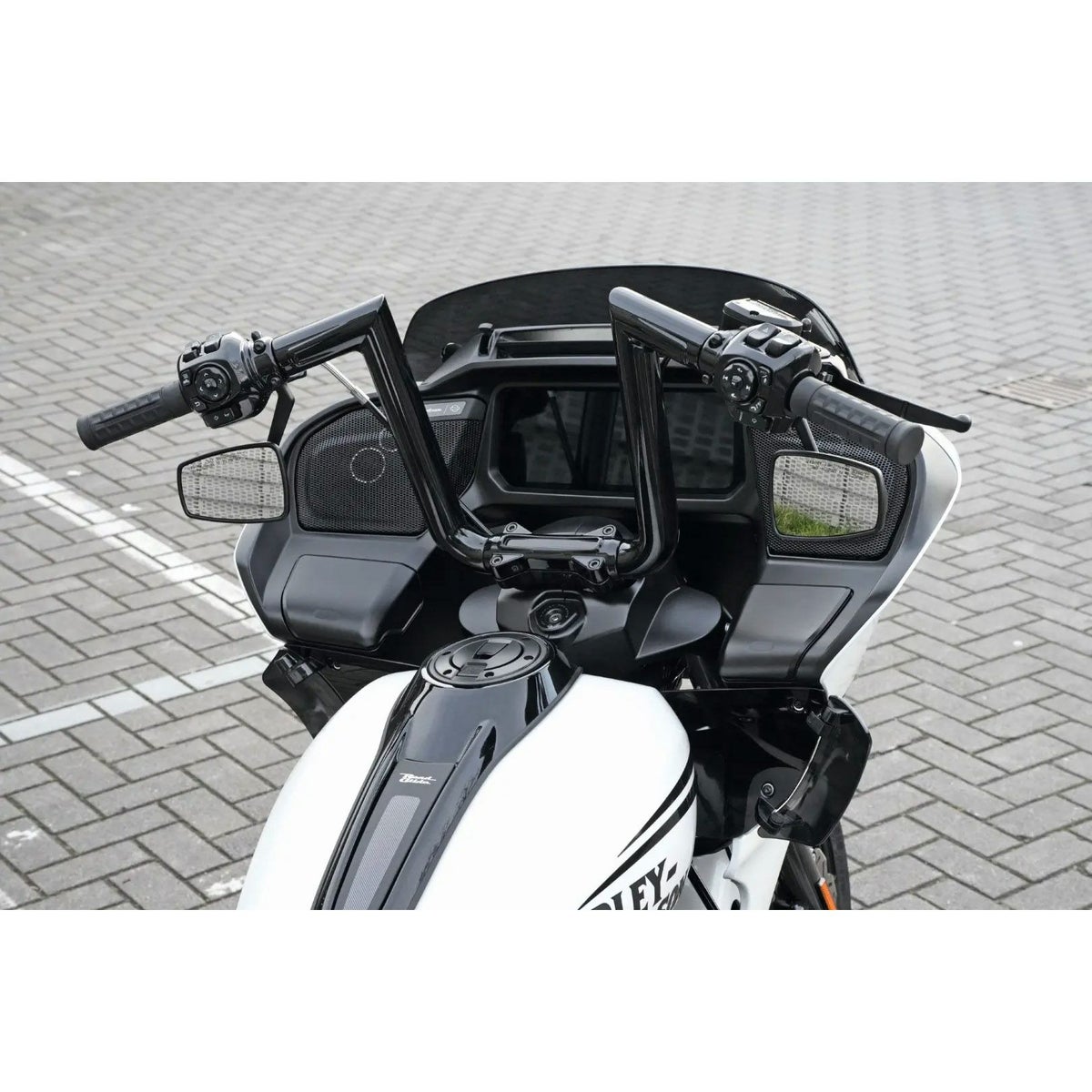 2024以降 ロードグライド アトラス ハンドルクランプ (ブラック)3