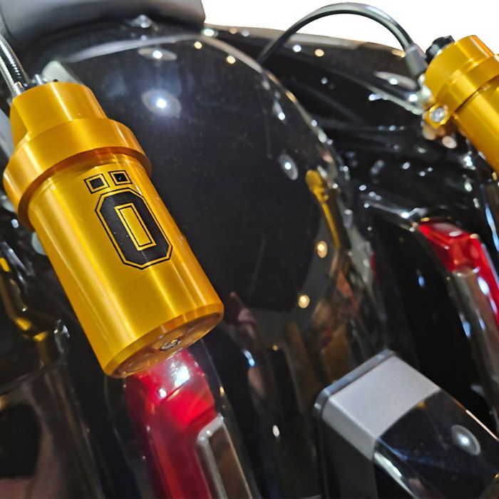 2014以降 ツーリング オーリンズ STX36 ブラックライン・リモートリザーバー付 リアサスペンション 13インチ1