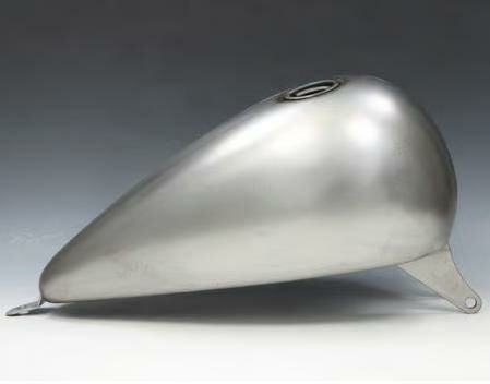 ビッグシーダー スチールボブ フューエルタンク 2007～ ソフテイル　EFI用　03