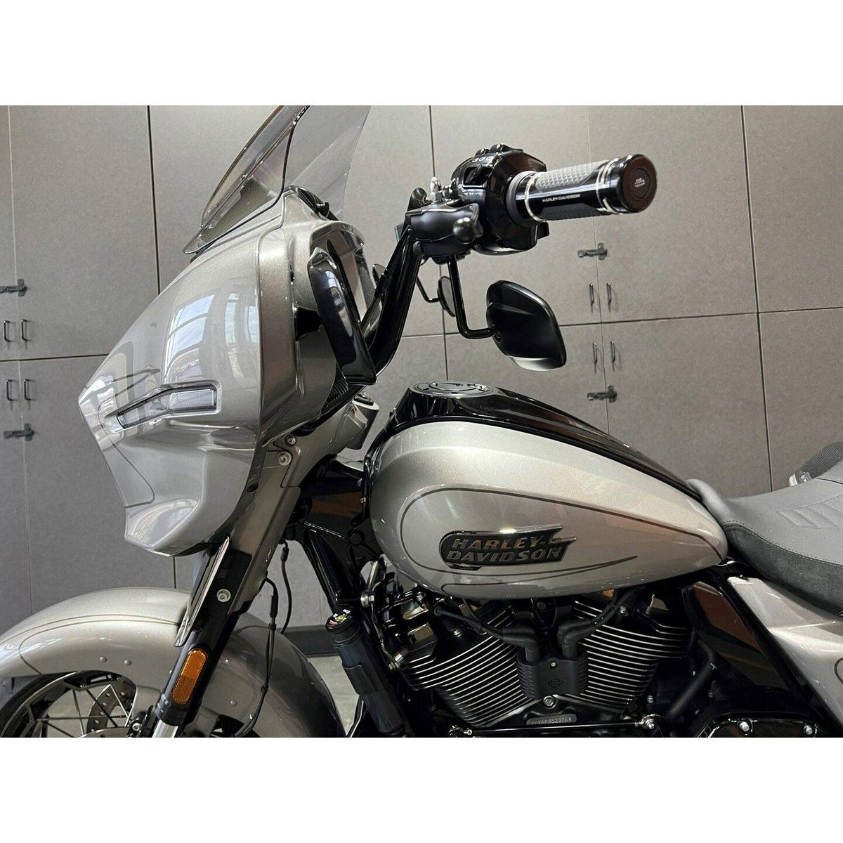 EZインストール 1-1/4インチ径ポインテッドトップ・ハンドルバー 12インチ (グロスブラック)4