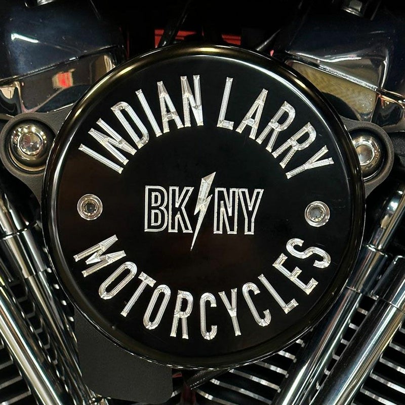  ステルスエアクリーナー用 BK/NY ロゴデザイン カバー グロスブラック Indian Larry Motorcycles 
