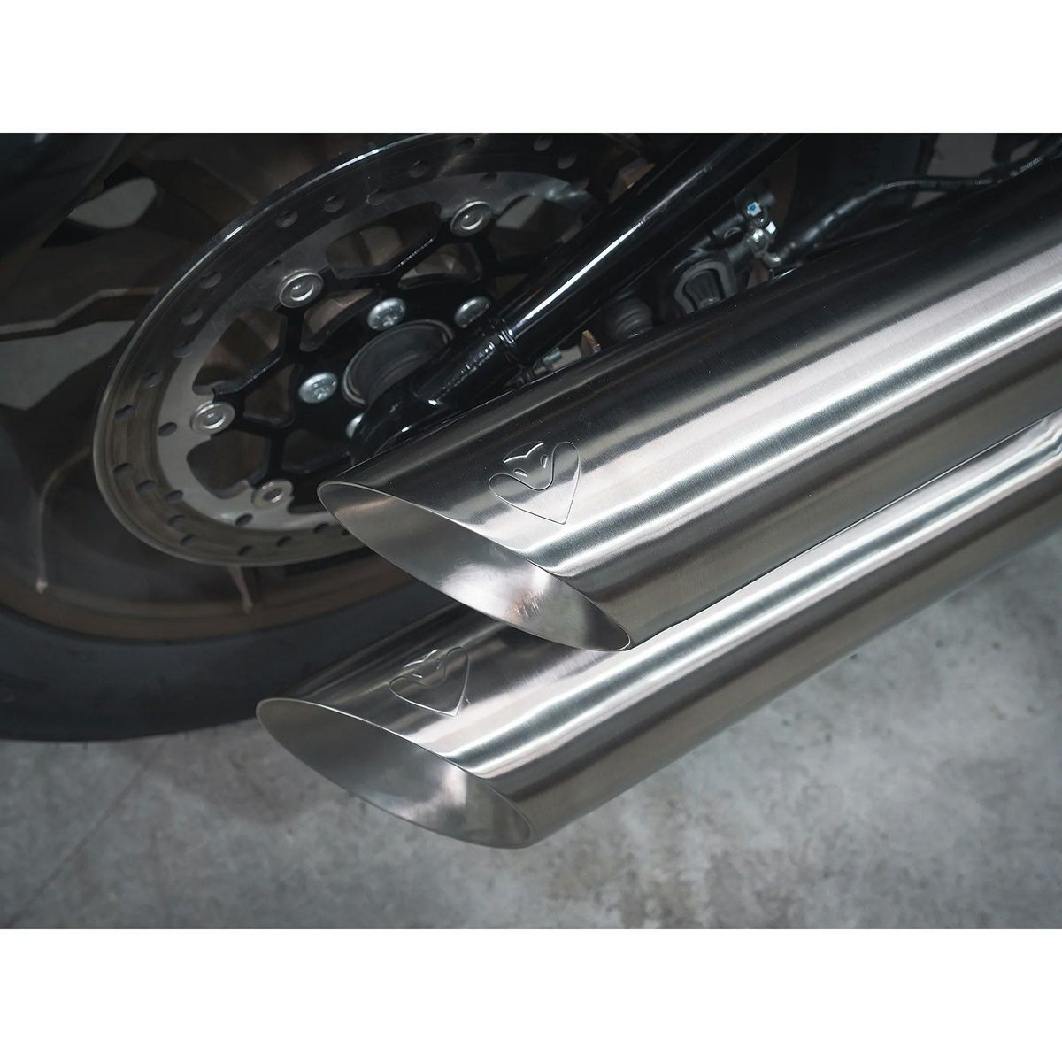 M8 ブレイクアウト、ファットボーイ ショットガン 2-2 フルエキゾーストマフラー (ポリッシュ)6