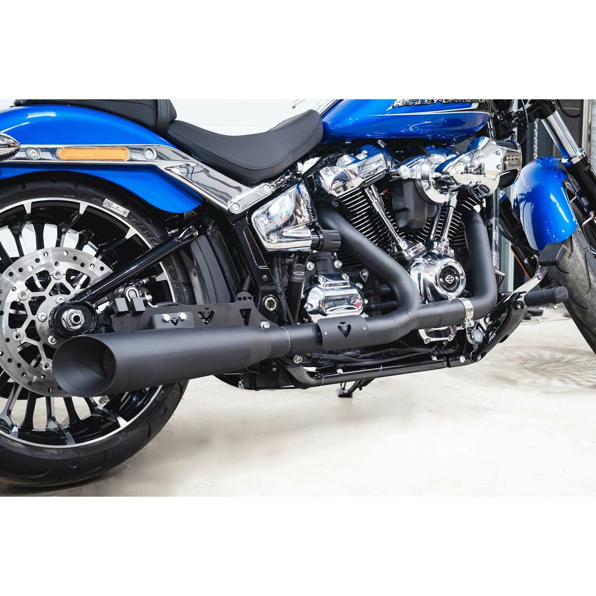 M8 ブレイクアウト、ファットボーイ 2-1 フルエキゾーストマフラー (ブラック)4