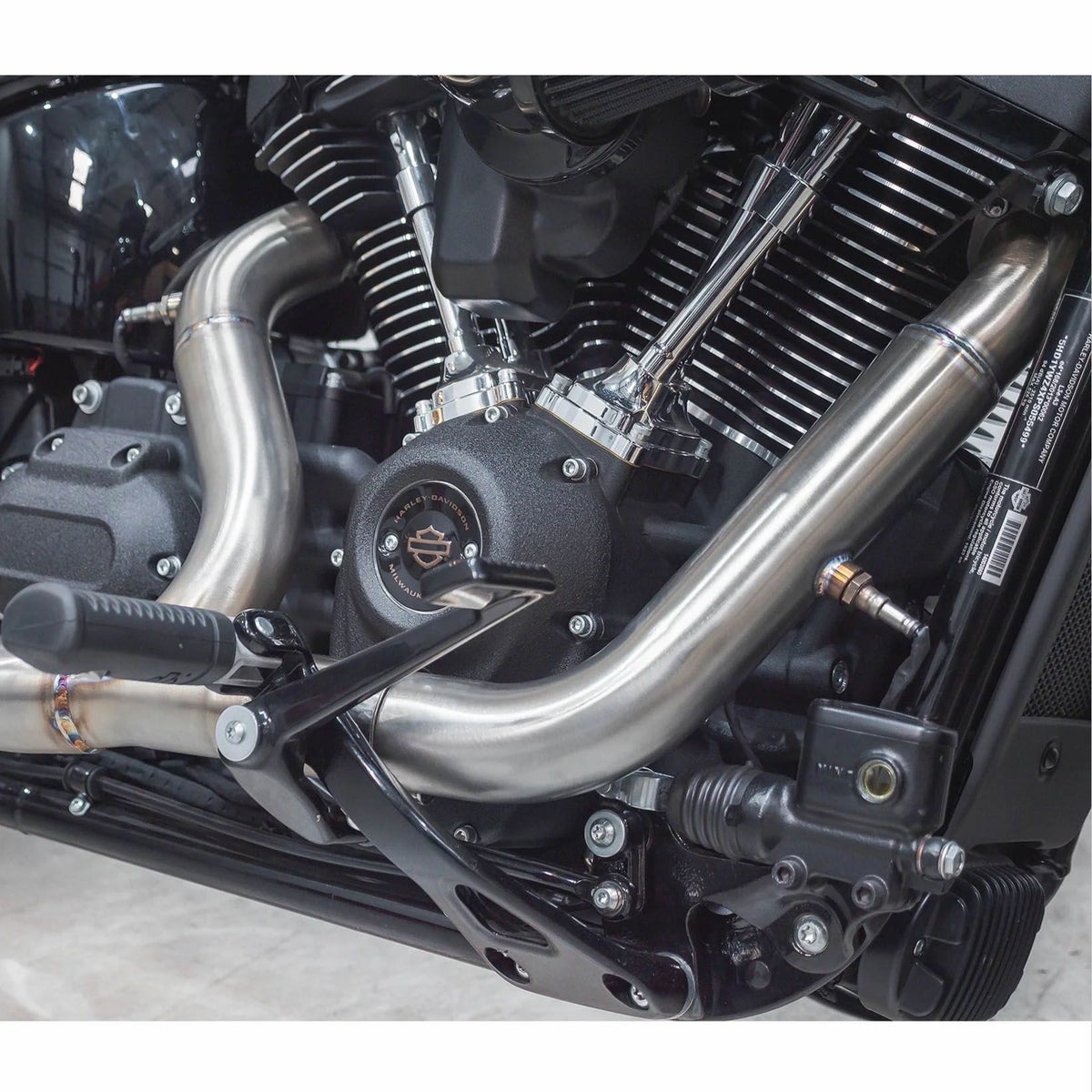 スタンダード パフォーマンス 2-1 フルエキゾーストマフラー (ポリッシュ)3