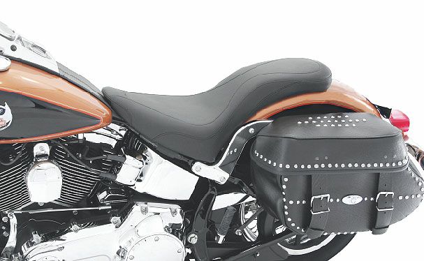 Mustang デイトリッパー・シート |ハーレーパーツ専門店 HDパーツ