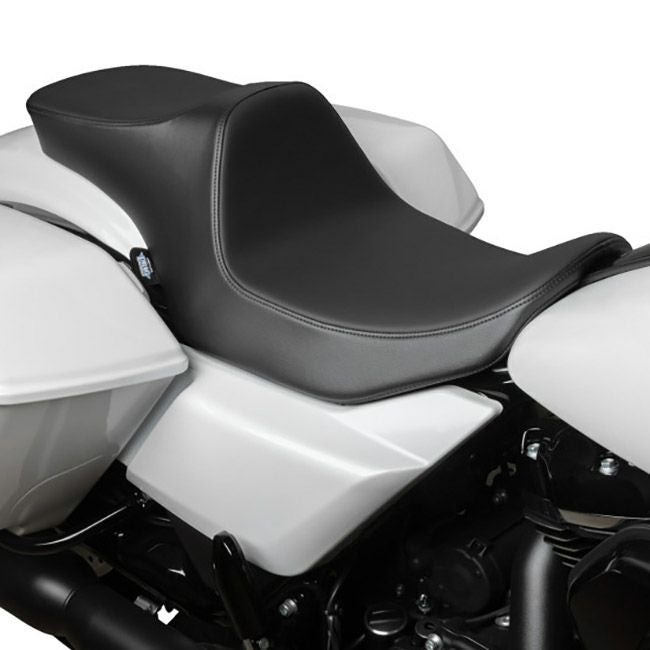  2024以降 ツーリング プレデター3 2UPシート (ソーラーリフレクティブレザー)