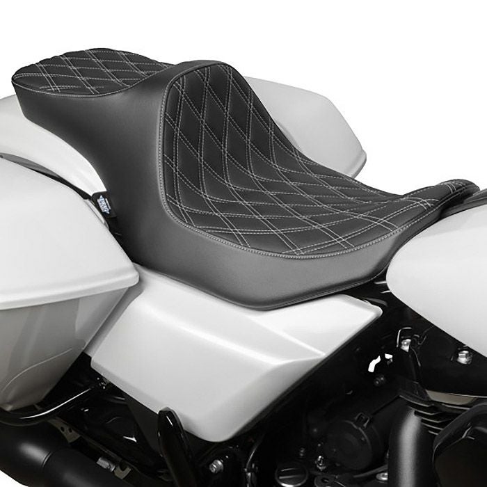 2024以降 ツーリング プレデター3 2UPシート (ダブルダイアモンド/シルバー)