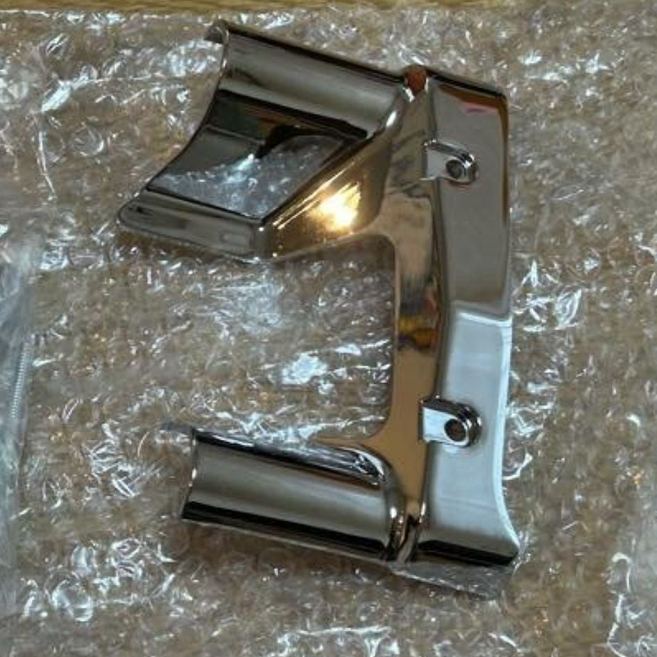  2000～2006 ソフテイル エンジン・トランスミッション マウントカバー (クローム)