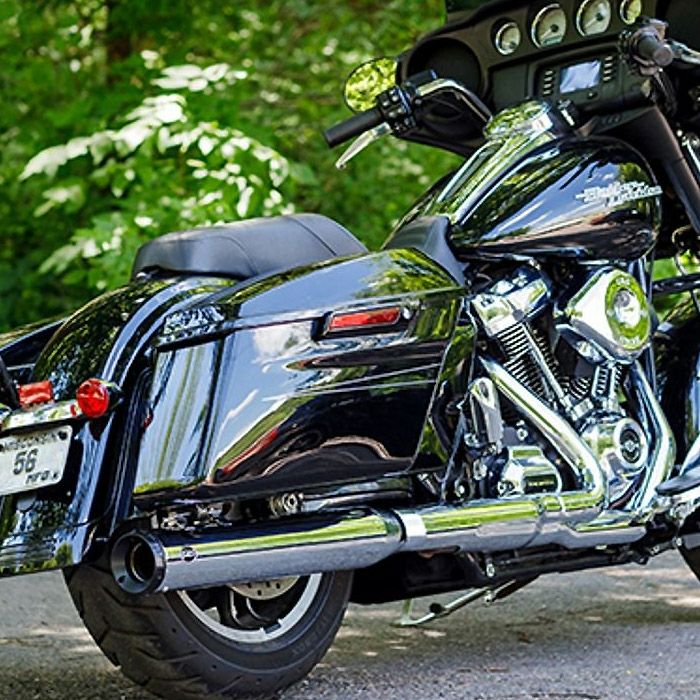 M8 ツーリング 4インチ・グランドナショナルスリップオンマフラー/クロスオーバー・プラグセット (クローム)