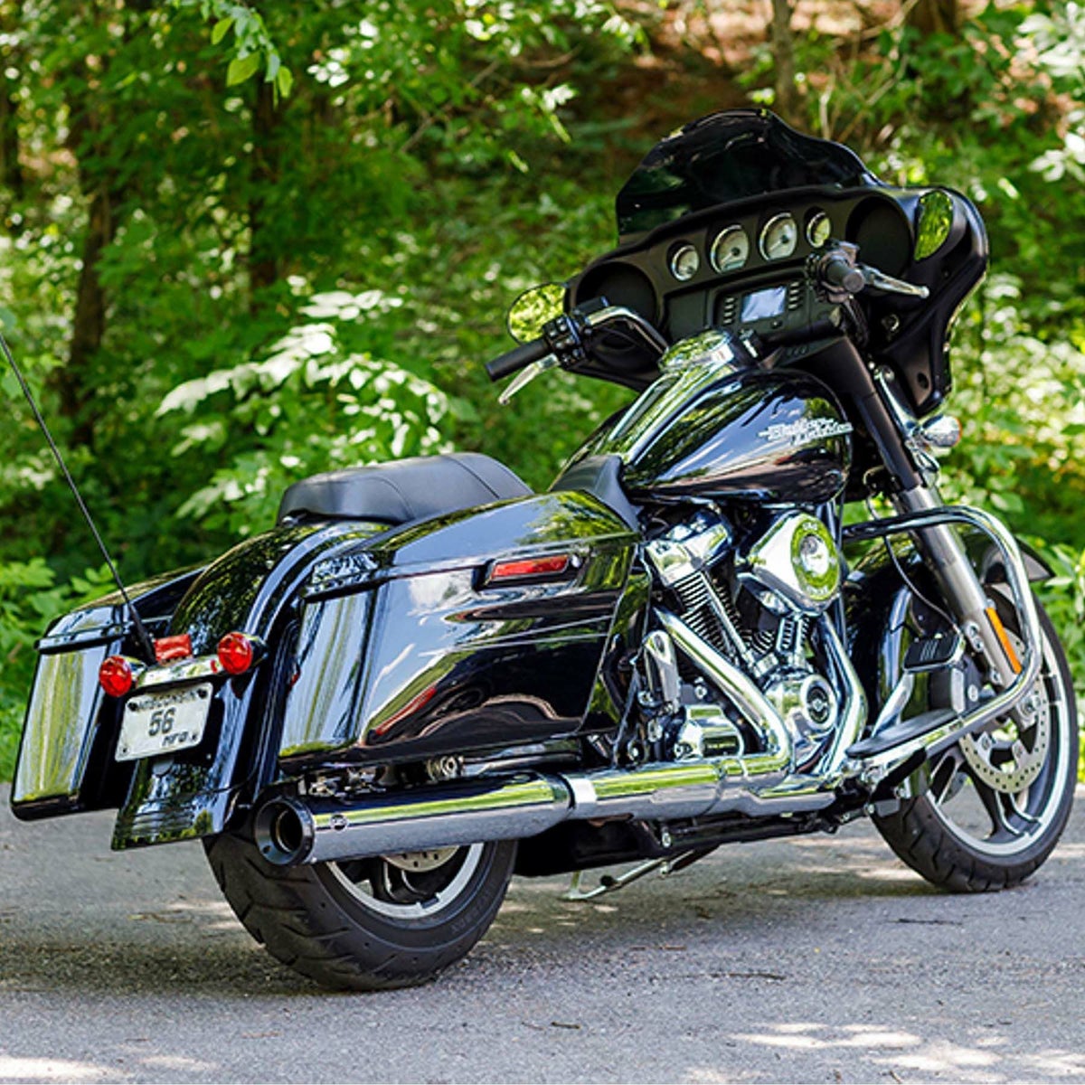 M8 ツーリング 4インチ・グランドナショナルスリップオンマフラー/クロスオーバー・プラグセット (クローム)2