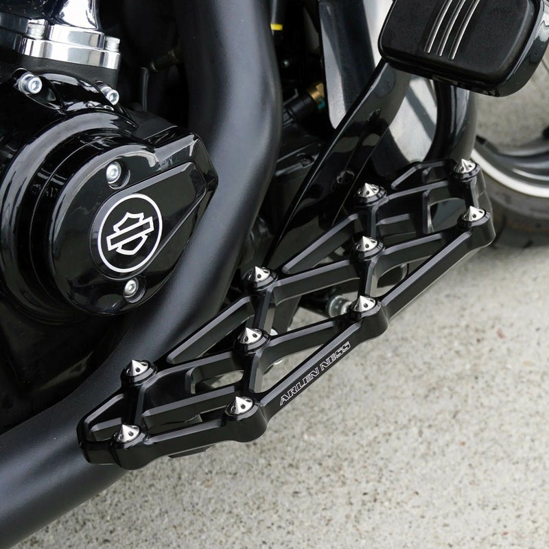  ツーリング、FLソフテイル ダイアモンド・フロアボード (ブラック)