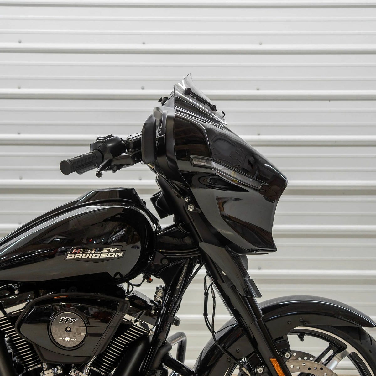 2024以降 ストリートグライド/ウルトラ フレア・ウィンドシールド 6.5インチ (クリア)2