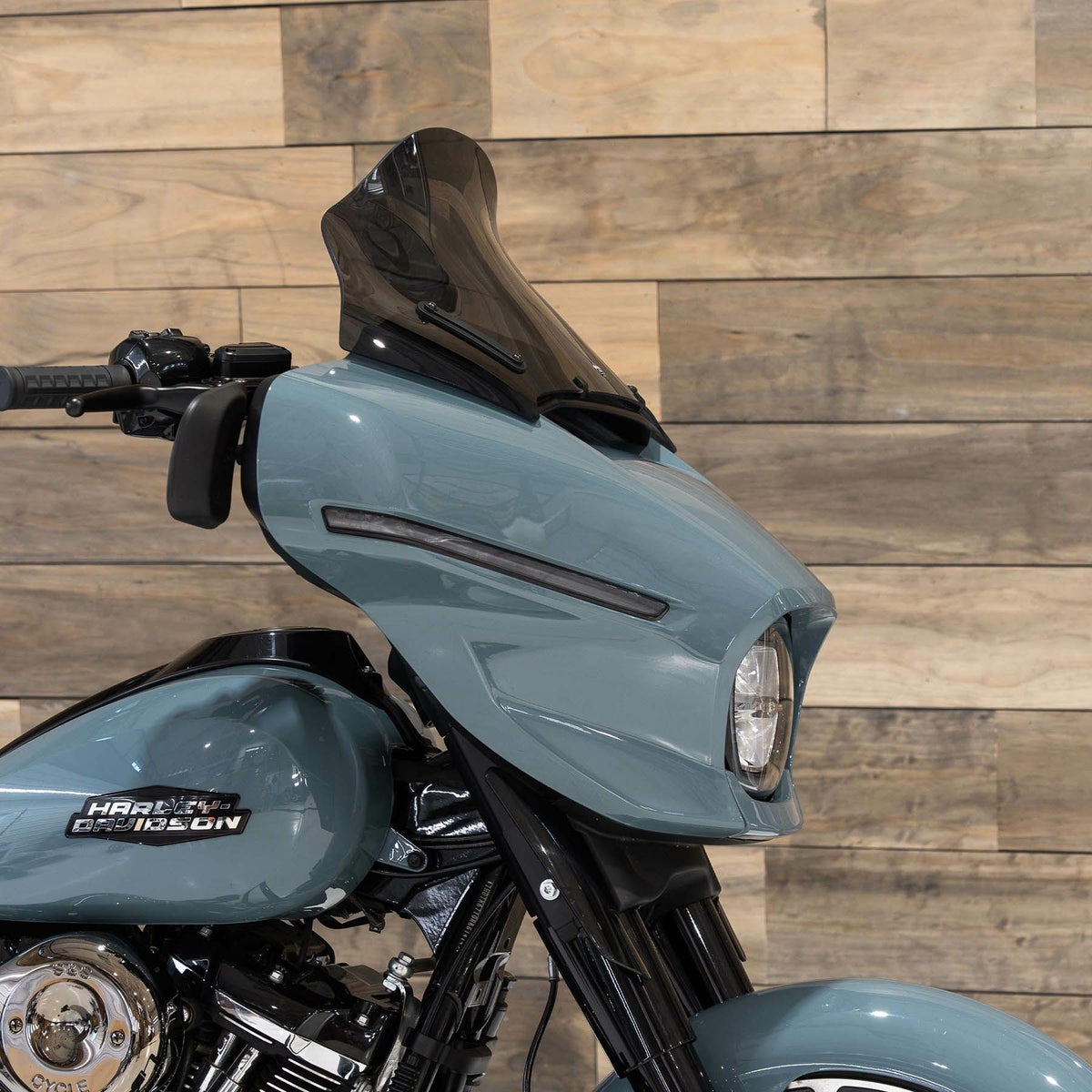 2024以降 ストリートグライド/ウルトラ フレア・ウィンドシールド 12インチ (ダークスモーク)2