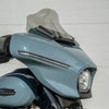 2024以降 ストリートグライド/ウルトラ フレア・ウィンドシールド 10インチ (ライトスモーク)