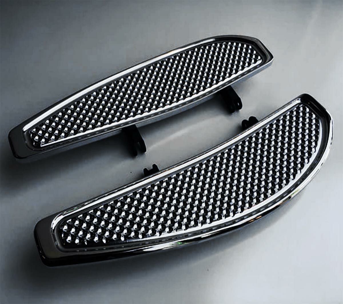 ツーリング、FLソフテイル ワッフル・19インチ フットボード (ブラック)4