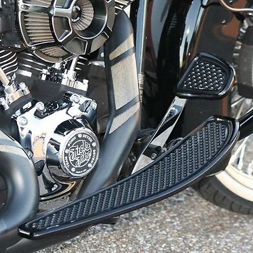 M8 ソフテイル ワッフル・19インチ フットボード (ブラック)1