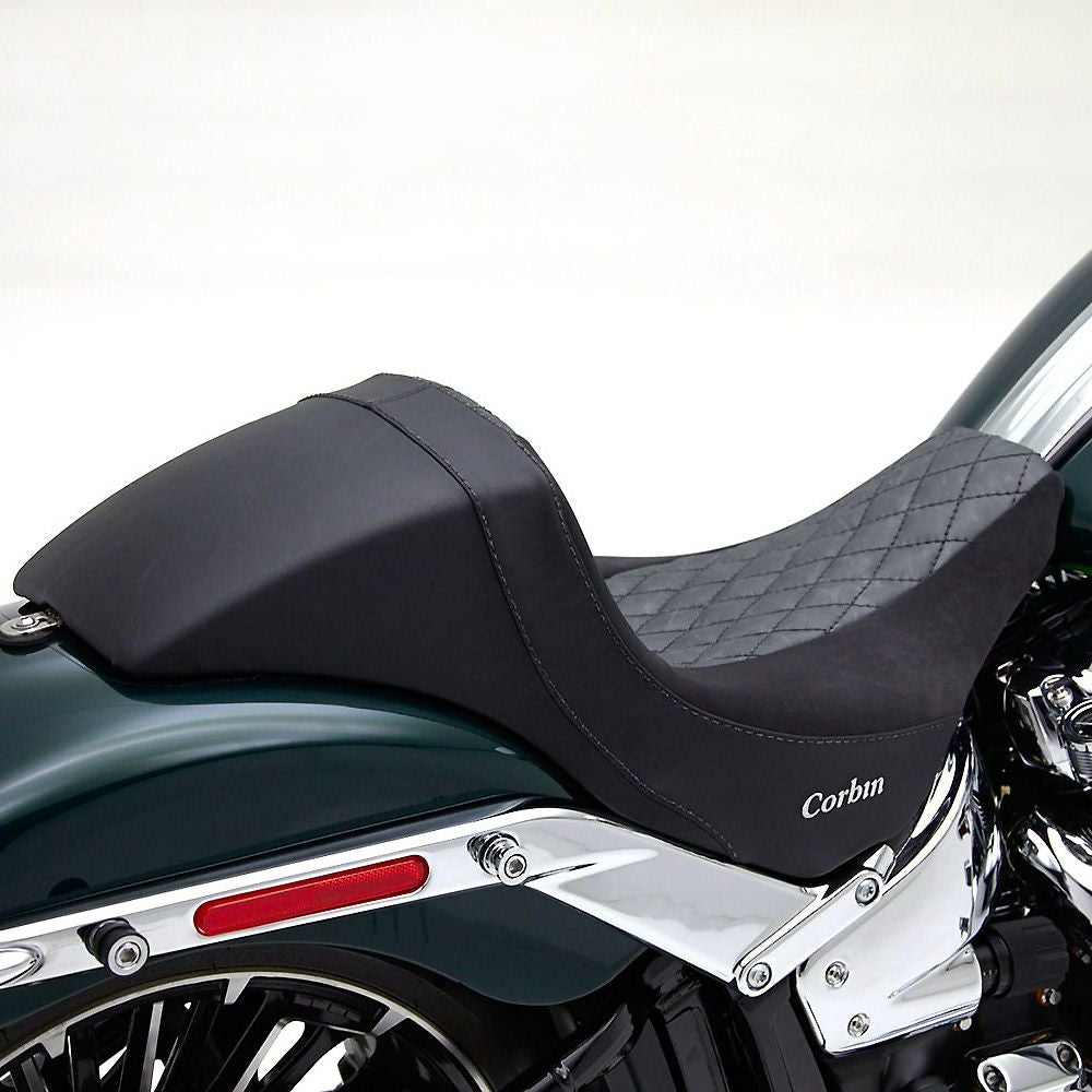 シート：FXBR ブレイクアウト｜ハーレーカスタムパーツ専門店