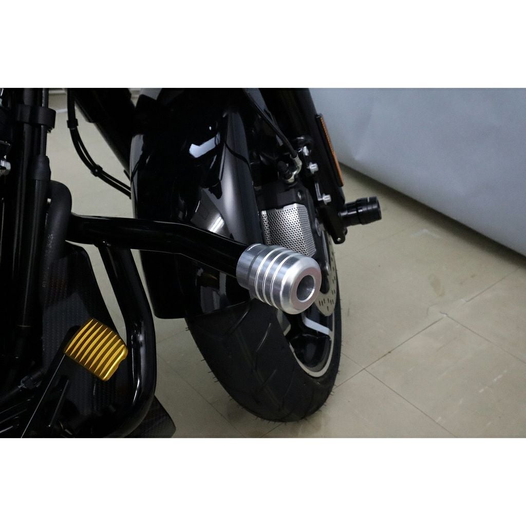 2014以降 ツーリング、2018以降 ソフテイル 純正クラッシュバー用 アルミスライダー (シルバー)2