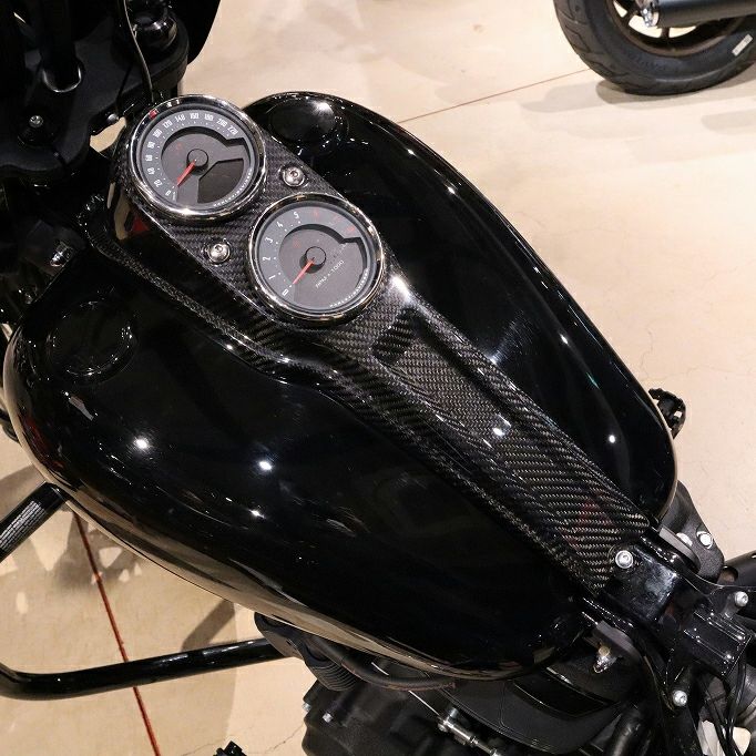 2018～2021 ローライダー/S ドライカーボン メーターコンソール (綾織り/艶有り)