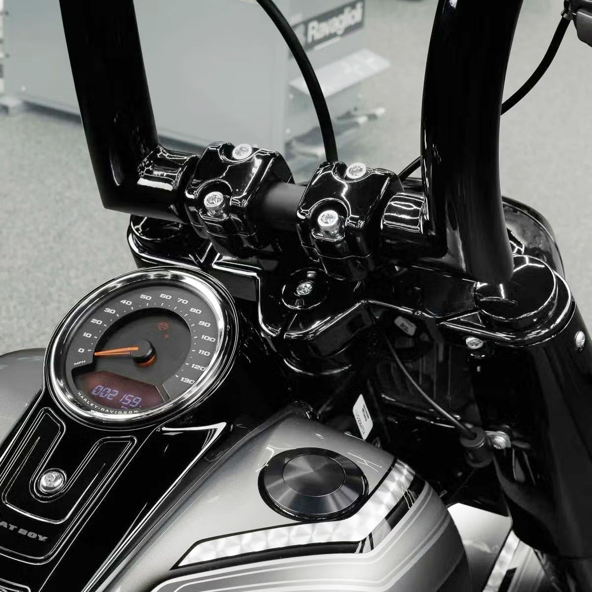  M8 ファットボーイ フロント フォークエンドキャップ