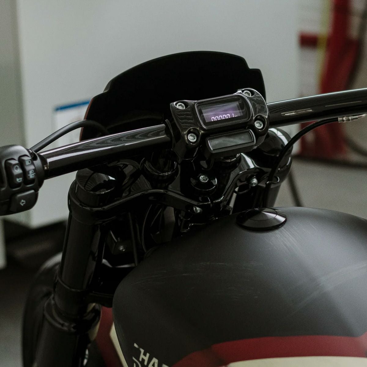 M8ソフテイル フォークカバー Killer Custom｜ハーレーカスタムパーツ