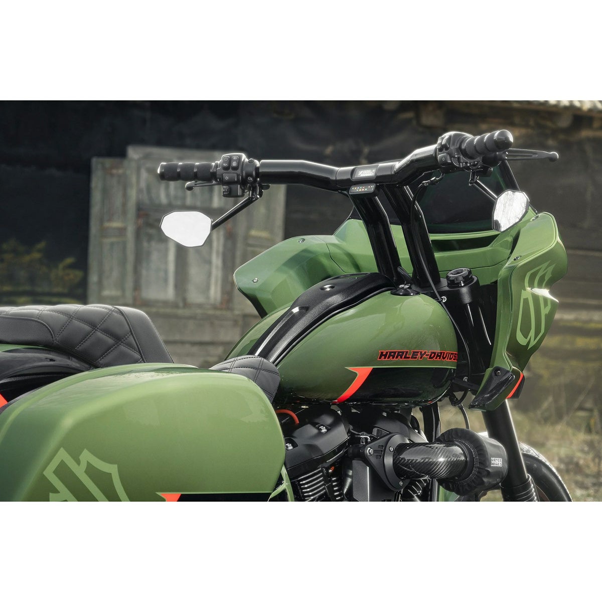 ローライダーST ステルス フェアリングサポートブラケット4