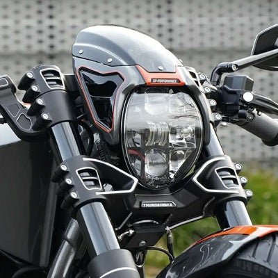 M8ブレイクアウト（FXBR/S） ヘッドライトカウル フェアリング 