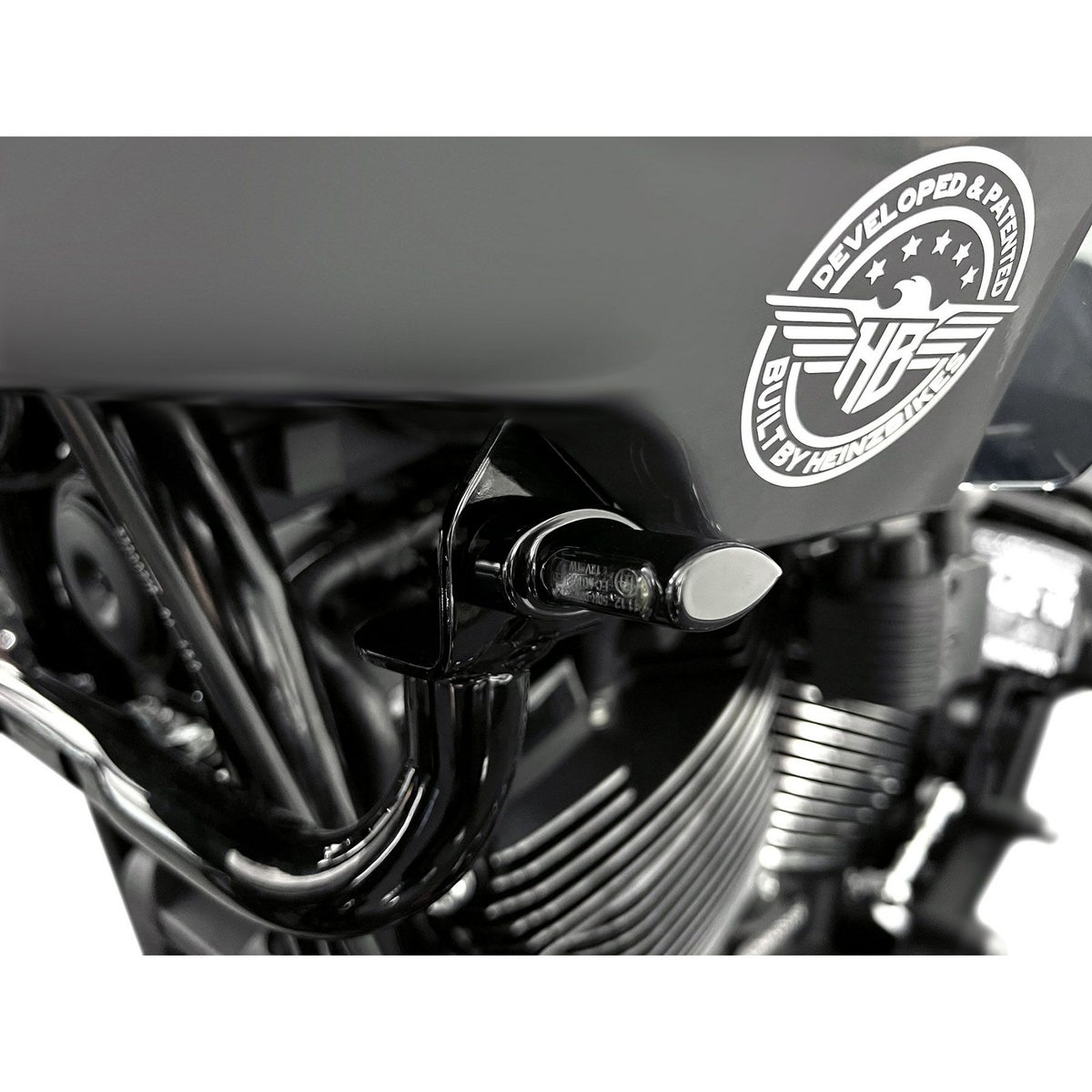  ローライダーST マイクロ・フロントウィンカー (ブラック)2