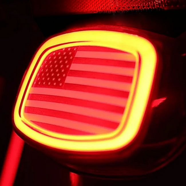 TRACER USフラッグ LEDテールライト ライセンス灯なし レッド Kuryakyn 5