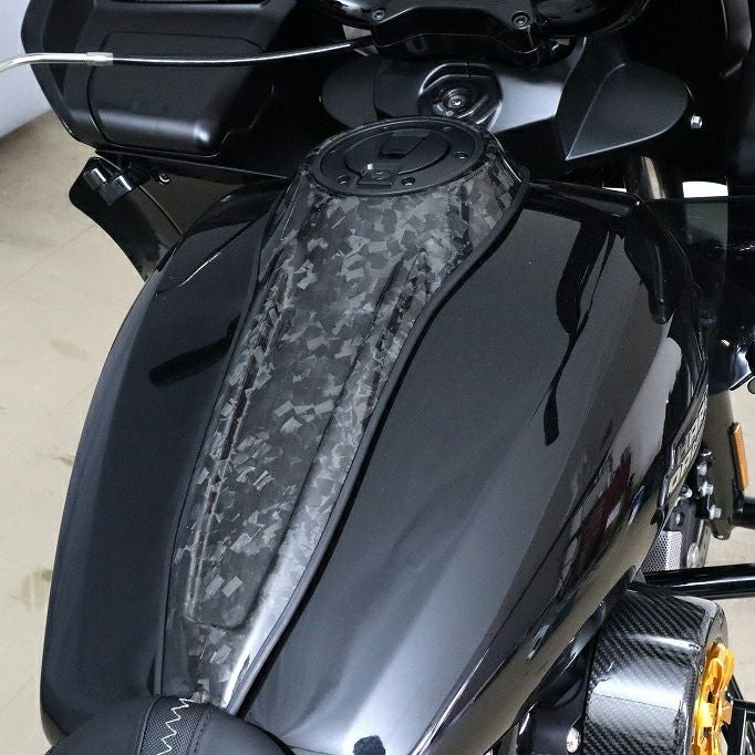 2024以降 ツーリング ドライカーボン・タンクコンソール (フォージド/艶消し)1