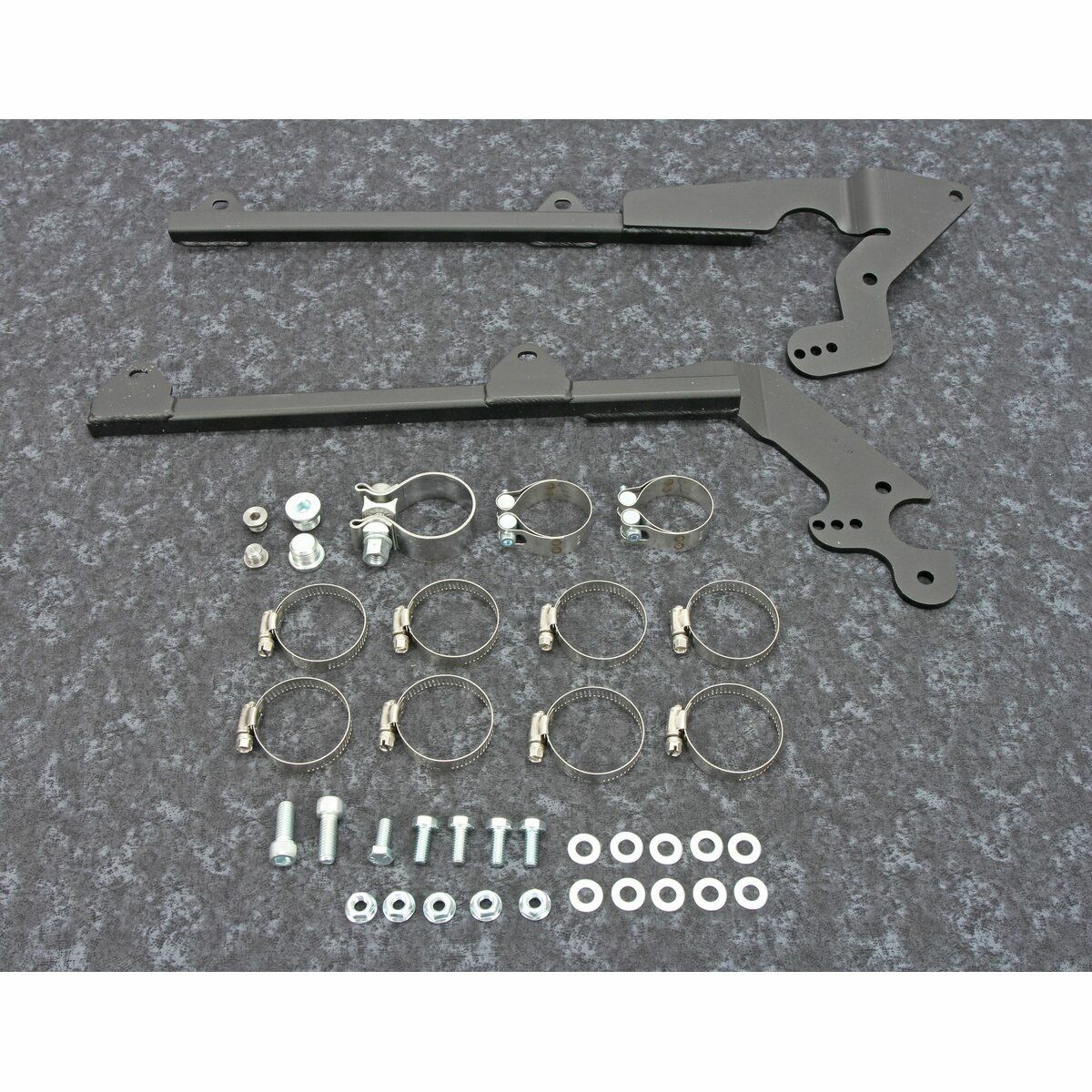 M8 ヘリテイジクラシック、デラックス 33インチ フィッシュテール 左右両出し・フルエキゾーストマフラー (クローム)2