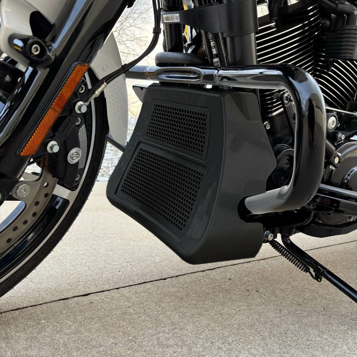 2024以降 ツーリング オイルクーラーカバー ビビットブラック HOGWORKZ（ホグワークズ） 2