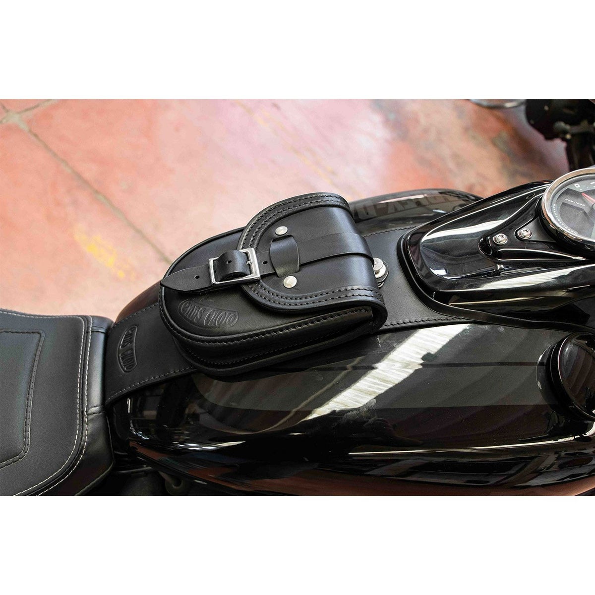 エンズクオイオ Smart レザー タンクバッグ (リンクルレザー) M8 ファットボブ4